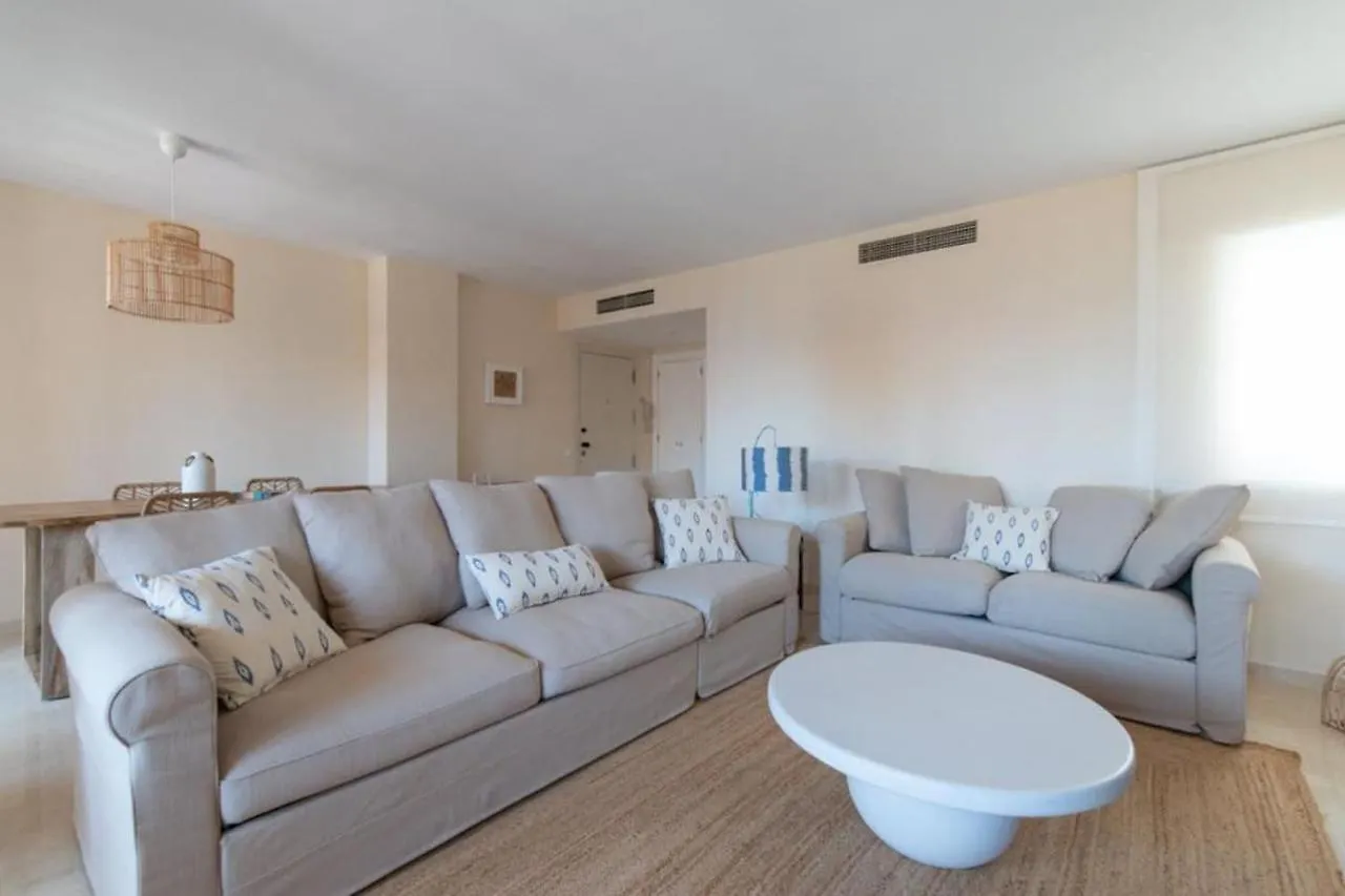 Appartamento Puerto Sotogrande Con Vistas Al Mar